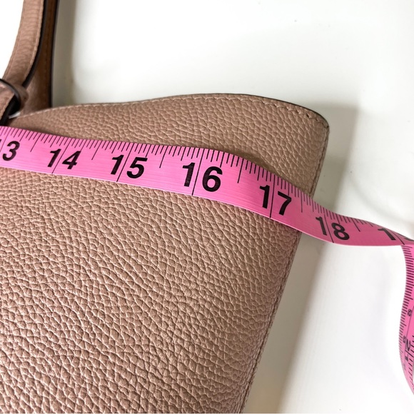 Michael Kors Carson Carryall Tote - Picture 13 of 15